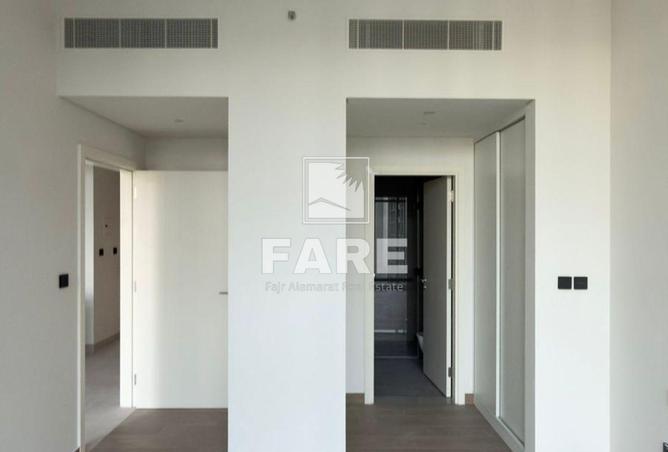 98255263 - Property Image 3