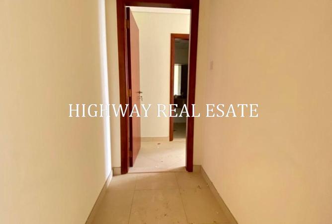 132487996 - Property Image 3