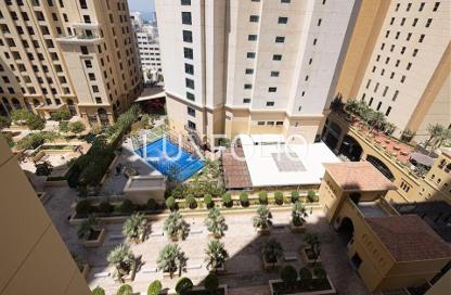 Apartment - 3 Bedrooms - 4 Bathrooms for sale in Shams 2 - Shams - Jumeirah Beach Residence - Dubai