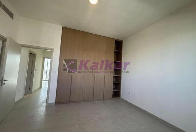 100421258 - Property Image 3