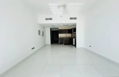 Apartment - 1 Bathroom for rent in Arabian Gate - Dubai Silicon Oasis - Dubai