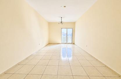 Apartment - 3 - 3 for rent in Ansar Building - Al Nahda - Sharjah Apartment - 3 - 3 for rent in Ansar Building - Al Nahda - Sharjah
