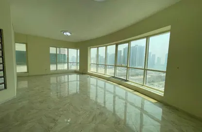 شقة - 3 غرف نوم - 4 حمامات للايجار في المجاز 3 - المجاز - الشارقة