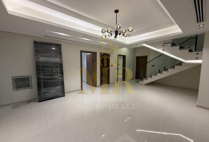 56979956 - Property Image 3