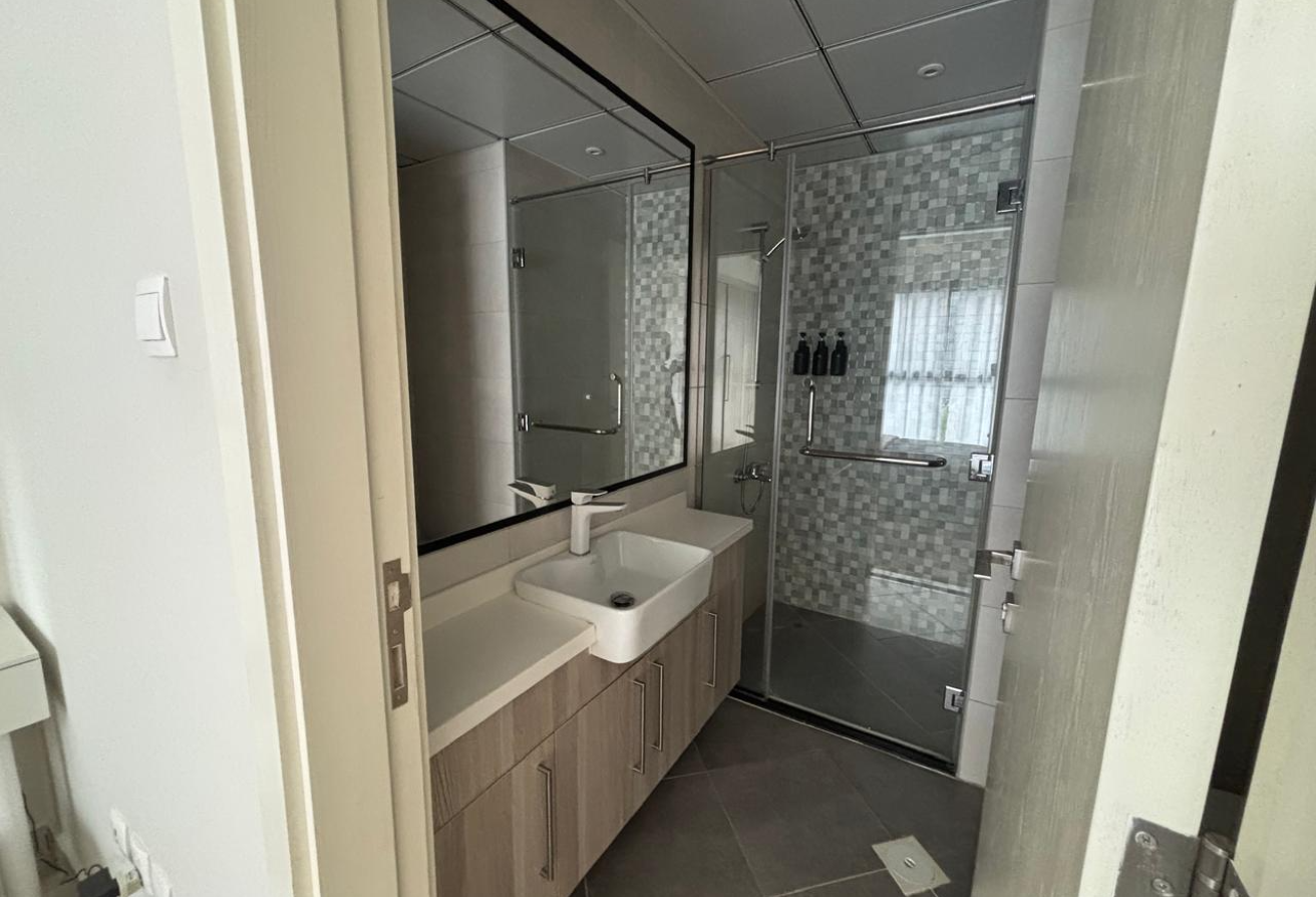 Fully Furnished | Community View | Well Maintained
