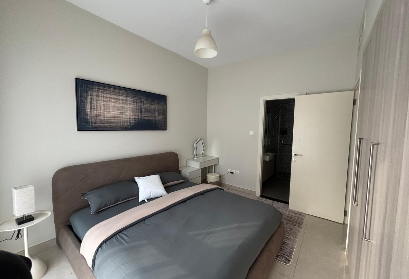Fully Furnished | Community View | Well Maintained