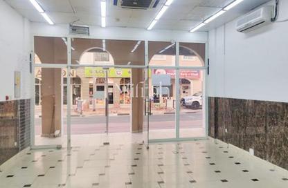 Shop - Studio - 1 Bathroom for rent in Building P02 - France Cluster - International City - Dubai