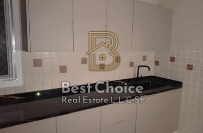 Apartment - 3 - 4 for sale in Palm Tower - Al Khan Lagoon - Al Khan - Sharjah
