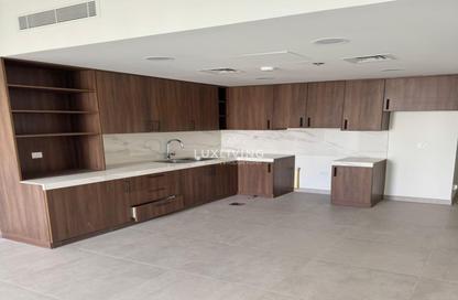 Apartment - 2 Bedrooms - 2 Bathrooms for rent in Ascot Residences - Town Square - Dubai