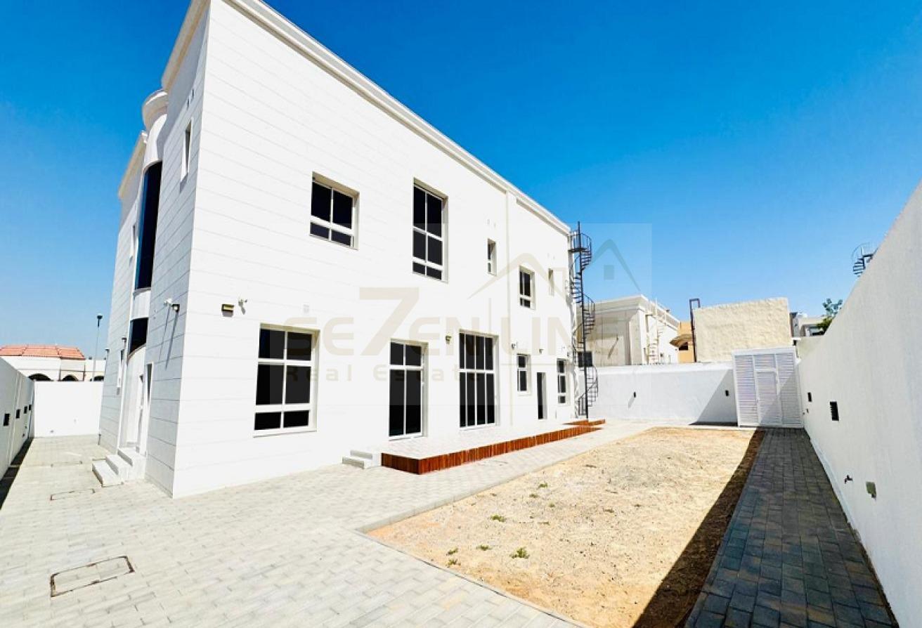 Speciose | Modern | Vacant | Huge Villa photo 15