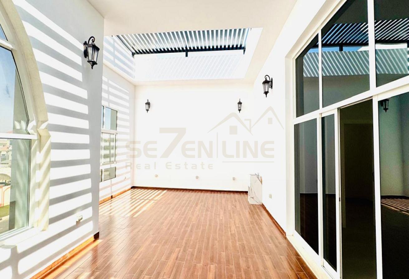 Speciose | Modern | Vacant | Huge Villa photo 12