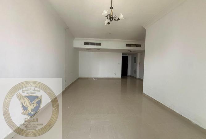 112760408 - Property Image 2
