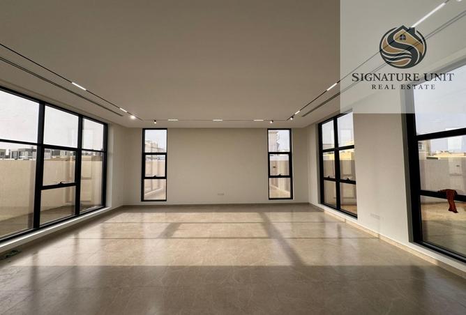 77779200 - Property Image 3