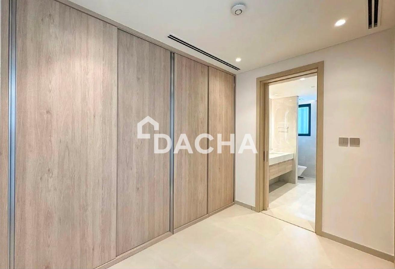 Inner Location | Near Amenities | Fully Landscaped photo 12