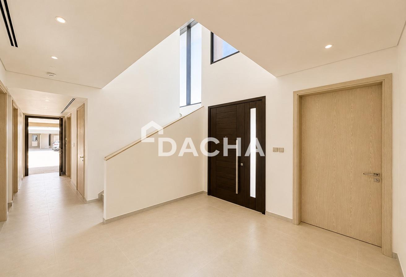 Inner Location | Near Amenities | Fully Landscaped photo 6