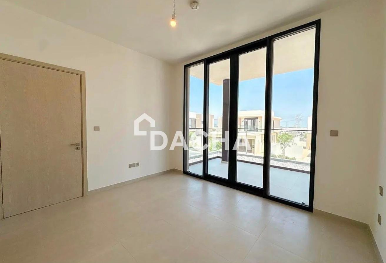 Inner Location | Near Amenities | Fully Landscaped photo 14