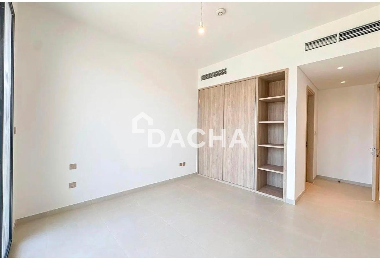 Inner Location | Near Amenities | Fully Landscaped photo 15