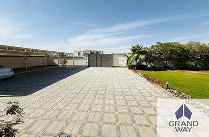 Villa - 5 Bedrooms - 7+ Bathrooms for rent in Al Aweer 1 - Al Aweer - Dubai
