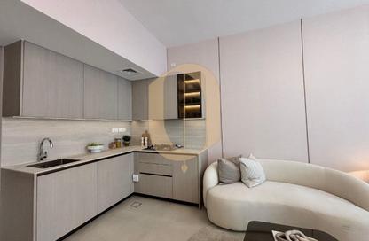 Apartment - Studio - 1 for sale in 11 Hills Park - Dubai Science Park - Dubai