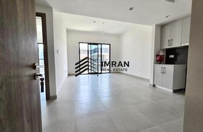 Apartment - 1 Bedroom - 2 Bathrooms for rent in Jawaher Residences - Maryam Island - Al Khan - Sharjah Apartment - 1 Bedroom - 2 Bathrooms for rent in Jawaher Residences - Maryam Island - Al Khan - Sharjah