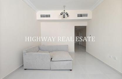 Apartment - 1 - 1 for rent in Hoshi 1 - Hoshi - Al Badie - Sharjah