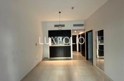 Apartment - 1 Bedroom - 2 Bathrooms for rent in Travo Tower B - Travo - The Views - Dubai
