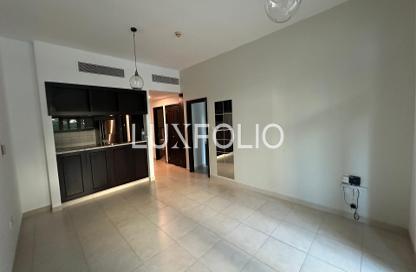 Apartment - 1 Bedroom - 2 Bathrooms for rent in Travo Tower B - Travo - The Views - Dubai