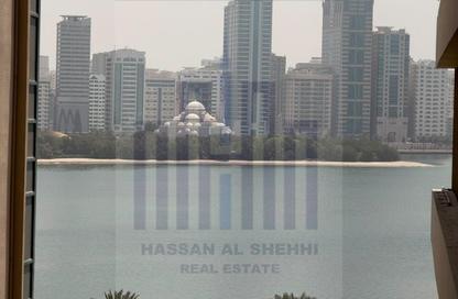 شقة - 3 غرف نوم - 4 حمامات للايجار في البرج الأزرق - المجاز 3 - المجاز - الشارقة شقة - 3 غرف نوم - 4 حمامات للايجار في البرج الأزرق - المجاز 3 - المجاز - الشارقة