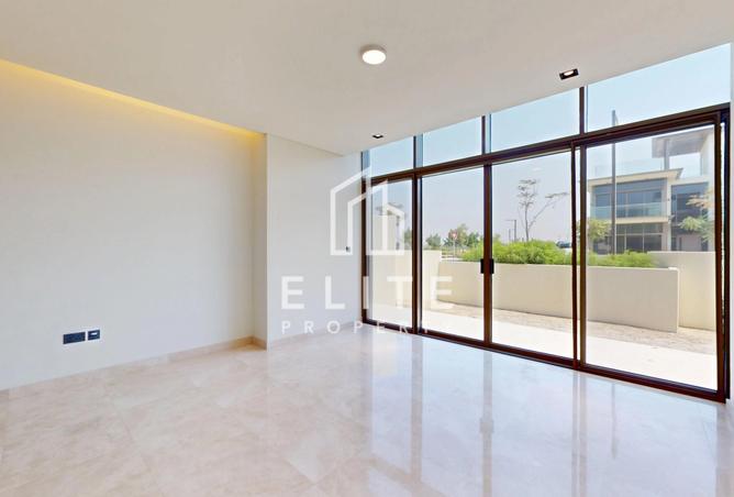 126111338 - Property Image 2