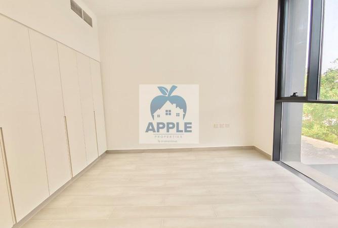 67450537 - صورة العقار 2