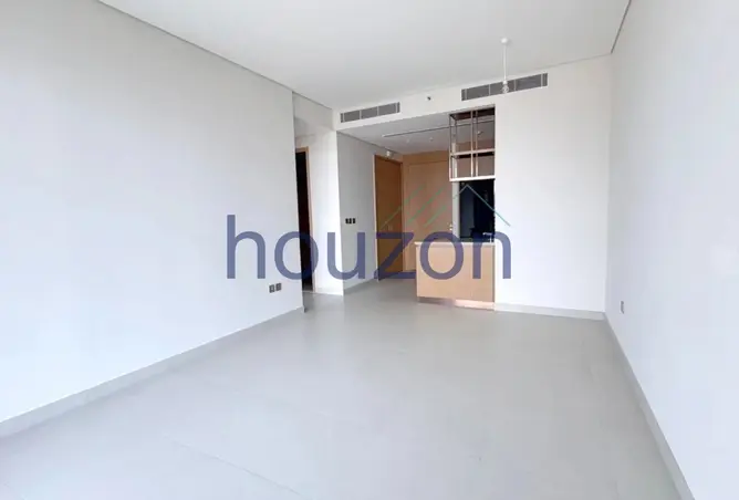 155516001 - Property Image 2
