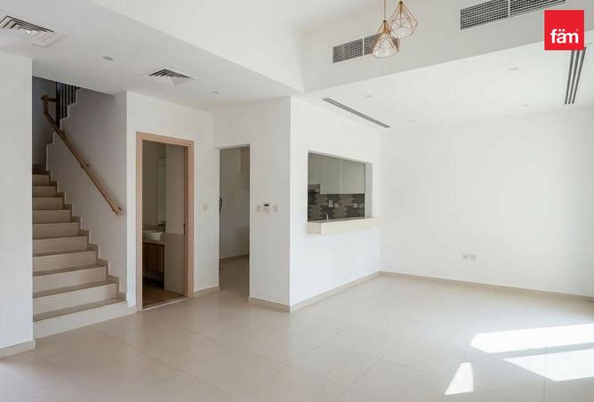 128382401 - Property Main Image