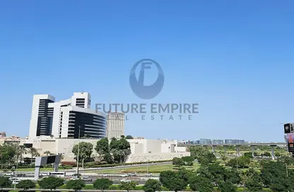 شقة - 2 غرف نوم - 3 حمامات للايجار في حور 18 - الجداف - دبي