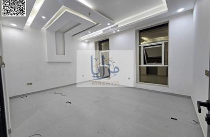 Villa - 5 Bedrooms - 7 Bathrooms for sale in Al Yasmeen 1 - Al Yasmeen - Ajman