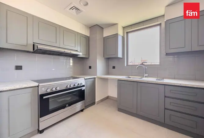 146451167 - Property Image 2