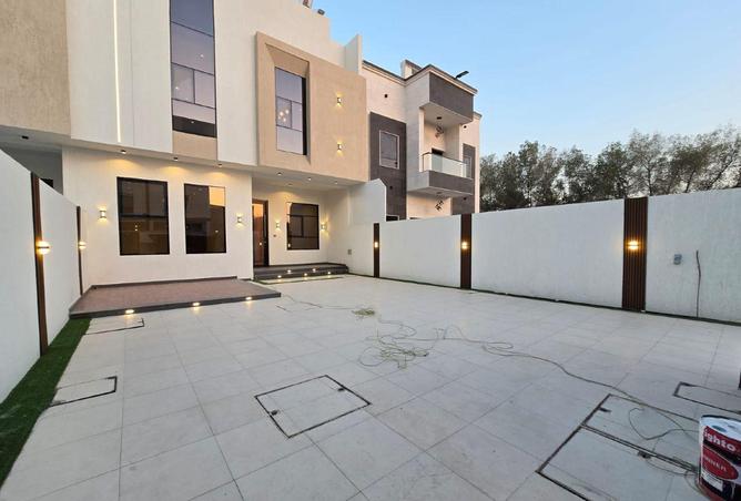 103677960 - Property Main Image