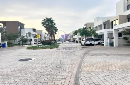 Villa - 3 Bedrooms - 4 Bathrooms for rent in Faya at Bloom Gardens - Bloom Gardens - Al Salam Street - Abu Dhabi