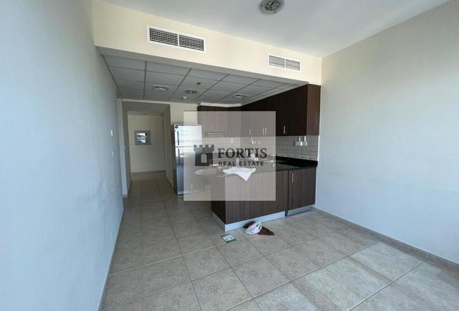 Partial Sea view | Brighter | Luxury amenities photo 3