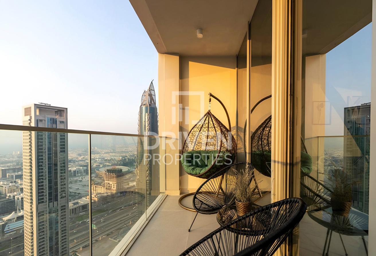 Designer Finishes | Prestigious Location | Vacant photo 11