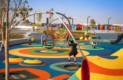 شقة - غرفة نوم - 2 حمامات للبيع في الجادة - الشارقة