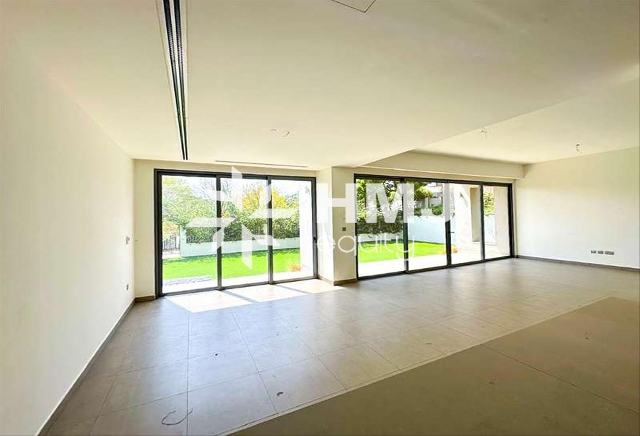 Move in Now | Park backing | Landscaped photo 11