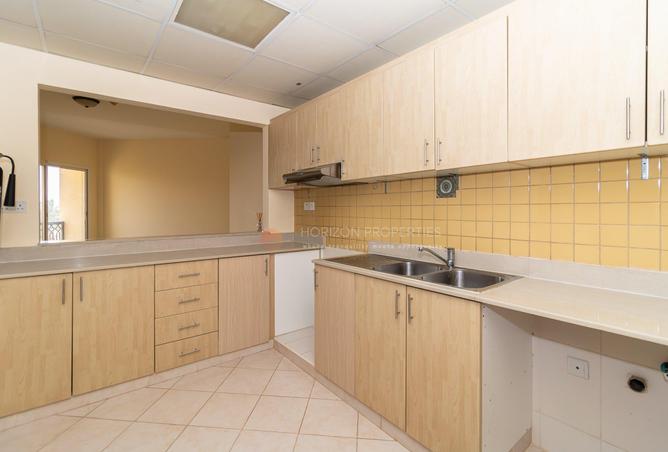 79421405 - Property Image 2