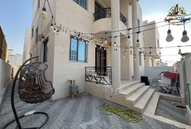 145512494 - Property Image 2