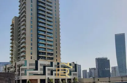 Apartment - 1 Bedroom - 2 Bathrooms for rent in Mayfair Residency - Business Bay - Dubai