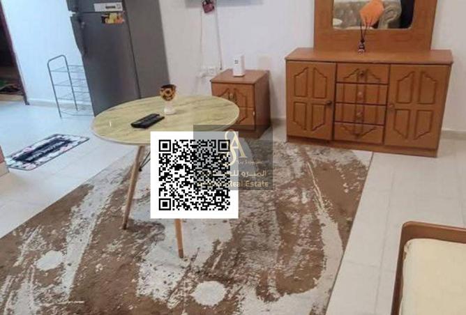 73877807 - Property Image 2