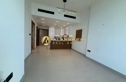 شقة - غرفة نوم - 2 حمامات للايجار في بن غاطي عنبر - منطقة 11 - قرية جميرا الدائرية - دبي