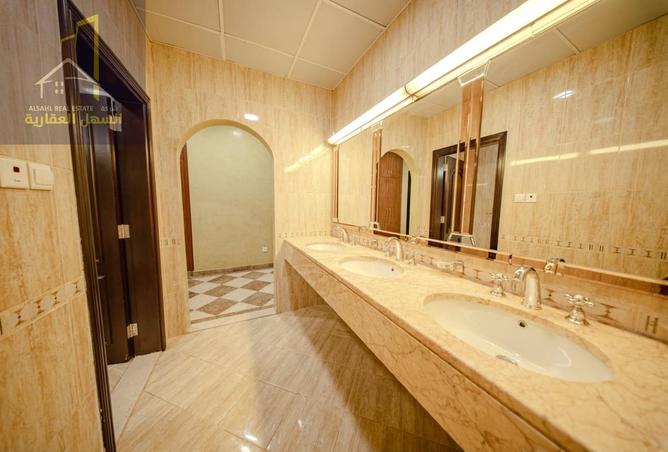 144168792 - Property Image 3