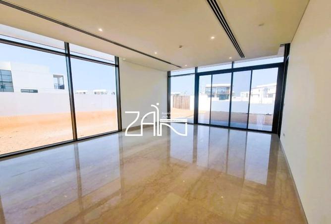 82349895 - صورة العقار 2