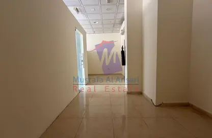 Shop - Studio - 1 Bathroom for rent in Building P18 - France Cluster - International City - Dubai