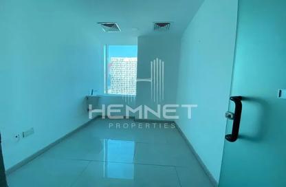 Office Space - Studio for rent in Capital Golden Tower - Business Bay - Dubai